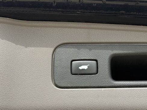 Used 2011 Honda Odyssey Touring image 35