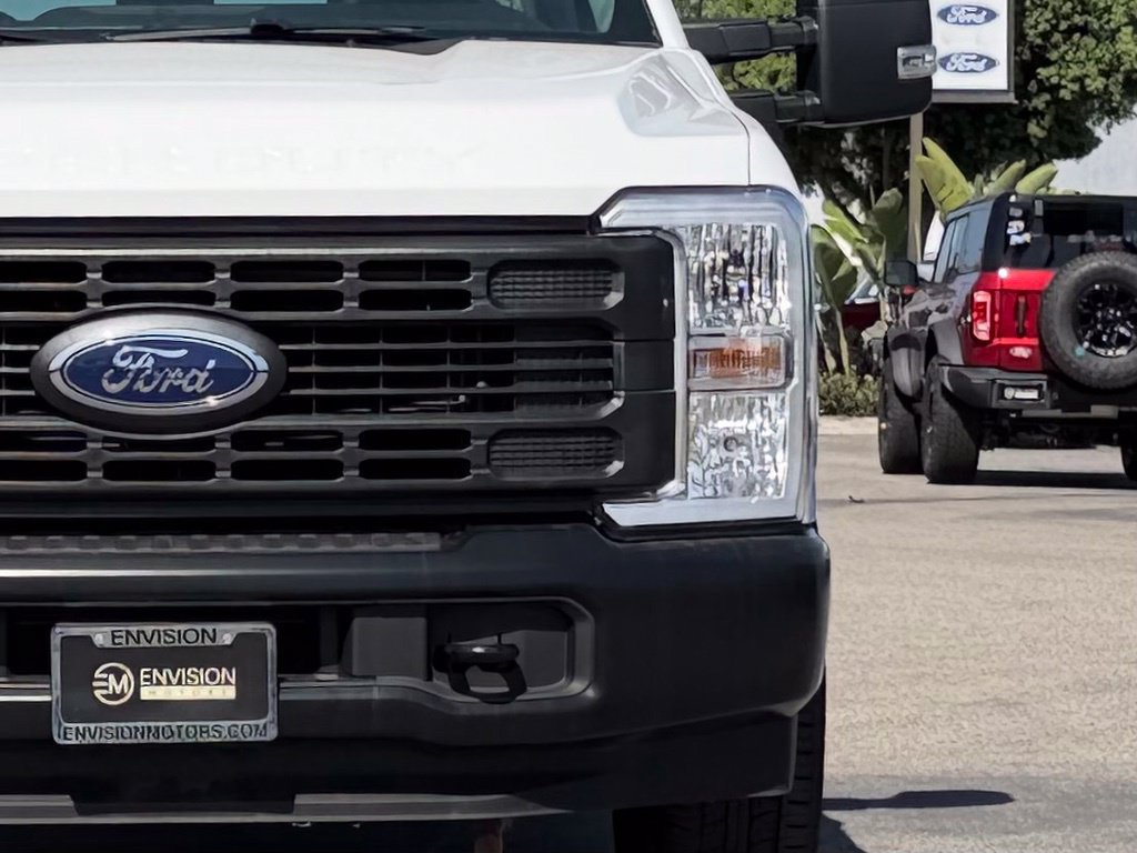 New 2025 Ford F350 XL RWD image 10