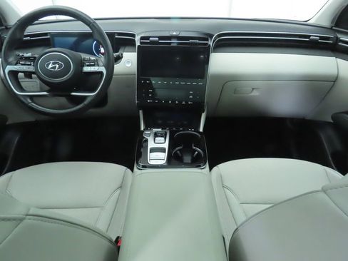 Used 2023 Hyundai Tucson Limited image 13
