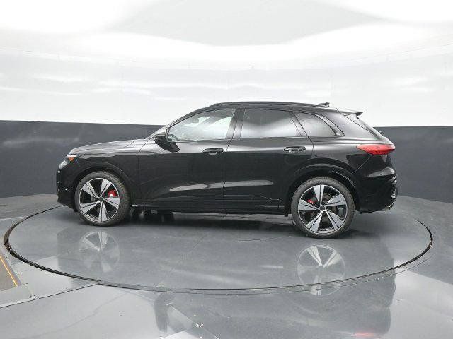 New 2026 Audi SQ5 Prestige AWD/4WD image 4