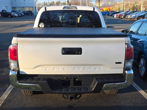 Used 2023 Toyota Tacoma TRD Off-Road image 4