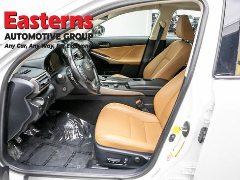 Used 2018 Lexus IS 300 AWD w/ Comfort Package image 14
