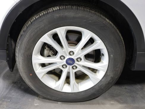Used 2017 Ford Escape SE AWD/4WD image 31