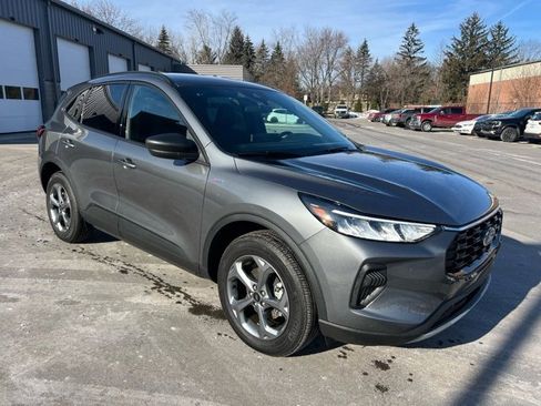 Used 2025 Ford Escape ST-Line w/ Tech Pack #1 image 2