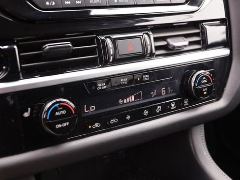 Certified 2025 Nissan Pathfinder SV AWD/4WD image 20
