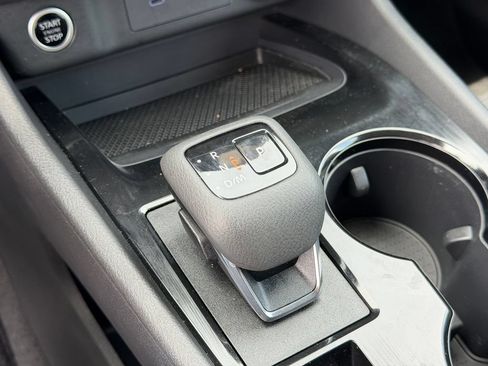Used 2023 Nissan Rogue SV AWD/4WD image 31