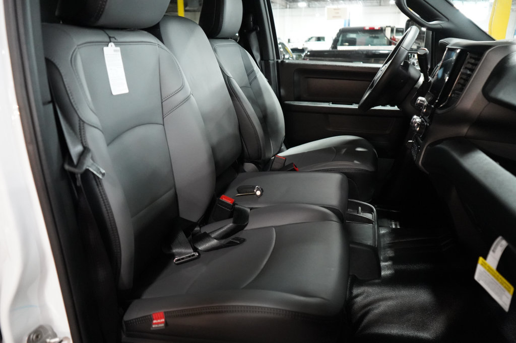 New 2027 RAM 3500 Tradesman AWD/4WD image 21