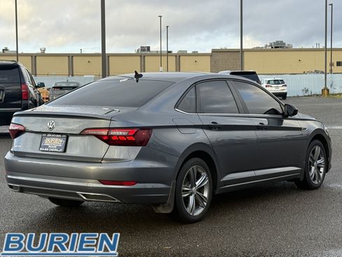 Used 2020 Volkswagen Jetta R-Line image 5