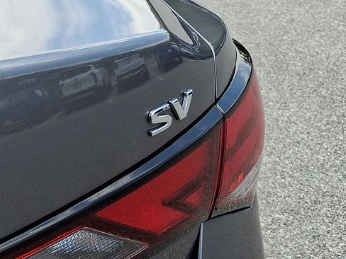 Used 2024 Nissan Sentra SV FWD image 32