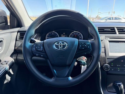 Used 2016 Toyota Camry LE image 23