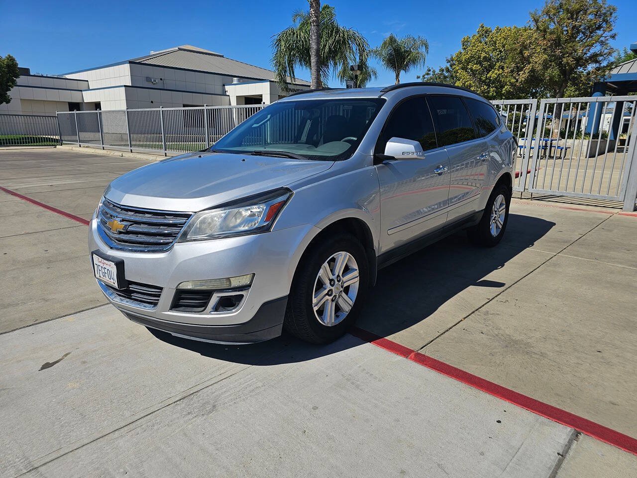 Used 2014 Chevrolet Traverse LT AWD/4WD image 2