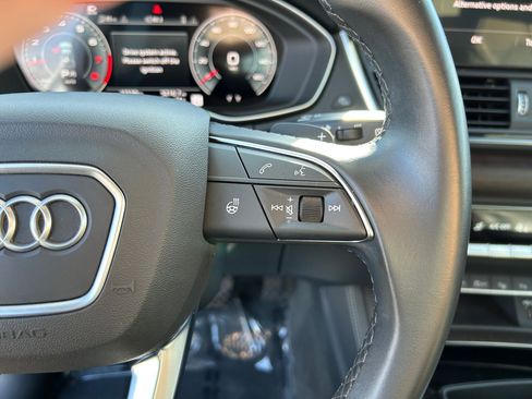 Used 2023 Audi Q5 2.0T Prestige w/ Prestige Package image 14