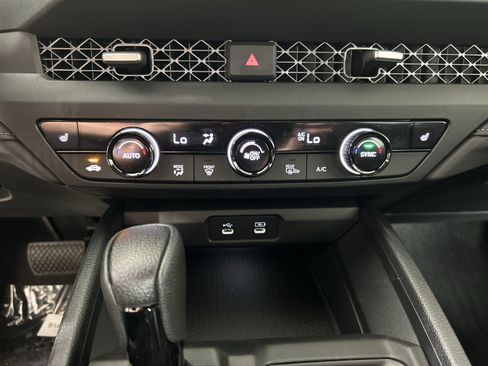 Certified 2023 Honda Accord EX image 53