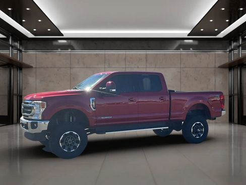 Used 2020 Ford F250 Lariat w/ Lariat Value Package image 2