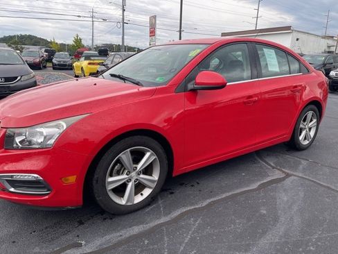 Used 2015 Chevrolet Cruze LT image 4