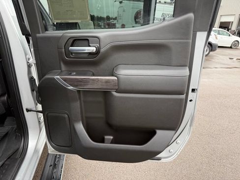 Used 2022 Chevrolet Silverado 1500 LTZ w/ LTZ Premium Package AWD/4WD image 23