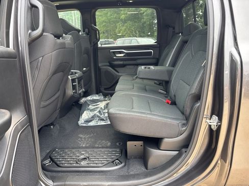 New 2026 RAM 1500 Big Horn AWD/4WD image 21