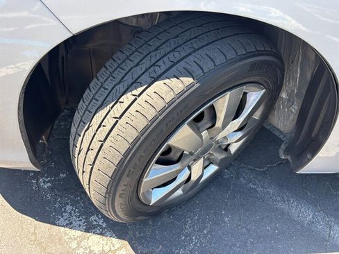Used 2020 Honda Fit LX image 16