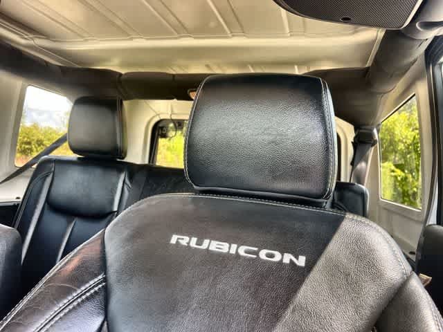 Used 2016 Jeep Wrangler Unlimited Rubicon w/ Connectivity Group AWD/4WD image 25