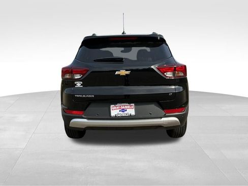 New 2026 Chevrolet TrailBlazer LT w/ Driver Confidence Package FWD image 5