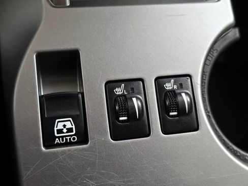 Used 2024 Toyota 4Runner SR5 Premium w/ Moonroof Package image 37