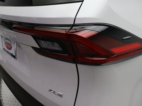 Certified 2025 Toyota Grand Highlander FWD image 9