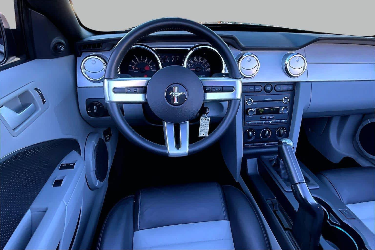 Used 2008 Ford Mustang GT Premium RWD image 5