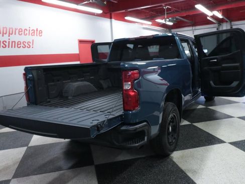 Used 2024 Chevrolet Silverado 1500 W/T image 22