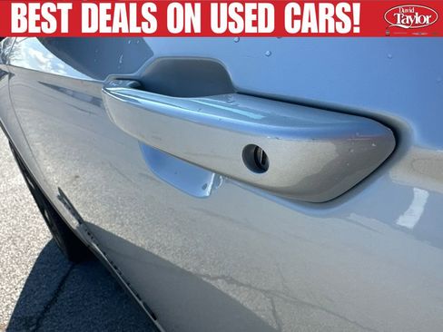 Used 2024 Jeep Grand Cherokee Altitude AWD/4WD image 44