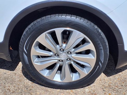 Used 2018 Buick Encore Preferred FWD image 12