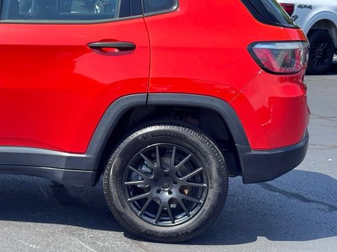 Used 2018 Jeep Compass Sport AWD/4WD image 34