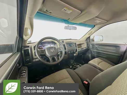 Used 2012 RAM 2500 ST w/ Chrome Appearance Group image 19