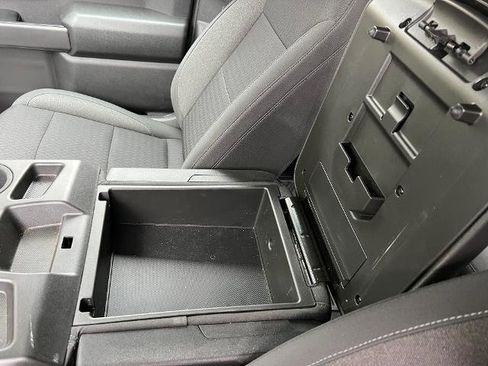 Used 2022 Chevrolet Silverado 1500 Custom image 24