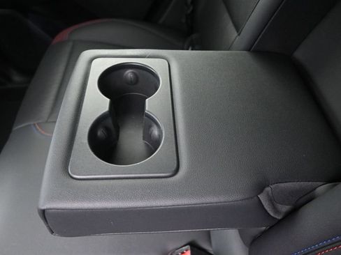Certified 2025 Chevrolet Equinox RS w/ Safety and Technology Package FWD image 17