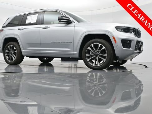 Used 2023 Jeep Grand Cherokee Overland image 42