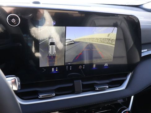 New 2026 Chevrolet Equinox LT w/ Convenience Package II image 26