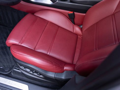 Certified 2023 Porsche Cayenne Turbo S AWD/4WD image 22