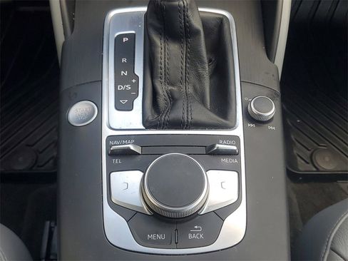 Used 2017 Audi A3 2.0T Premium image 32