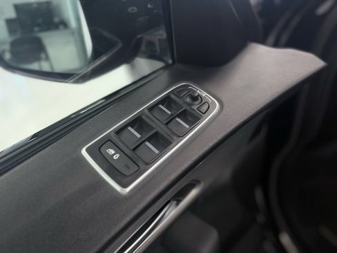 Used 2020 Jaguar F-PACE SVR AWD/4WD image 27