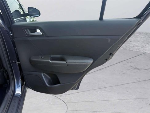 Used 2018 Kia Sportage LX FWD image 22