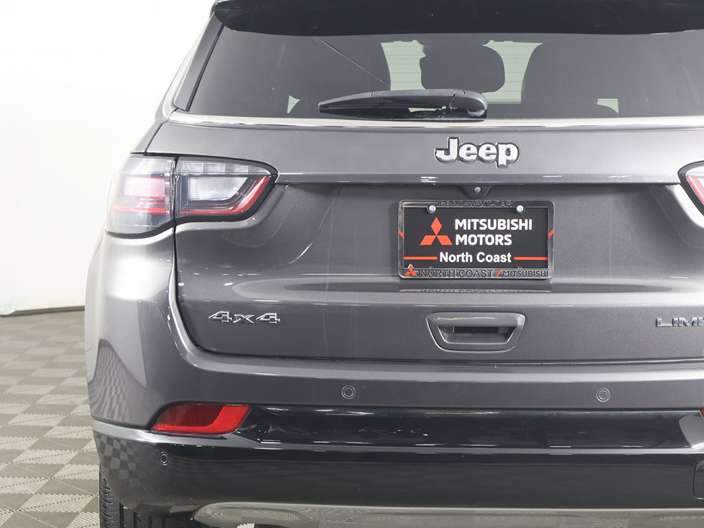 Used 2024 Jeep Compass Limited w/ Elite Group AWD/4WD image 17