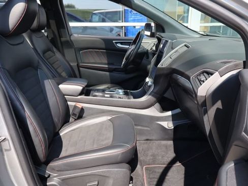 Certified 2024 Ford Edge ST-Line AWD/4WD image 37