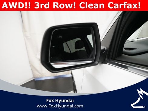 Used 2023 Chevrolet Traverse LT image 26