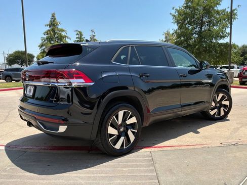 Used 2026 Volkswagen Atlas Cross Sport SE AWD/4WD image 6