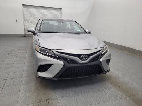 Used 2020 Toyota Camry SE image 14