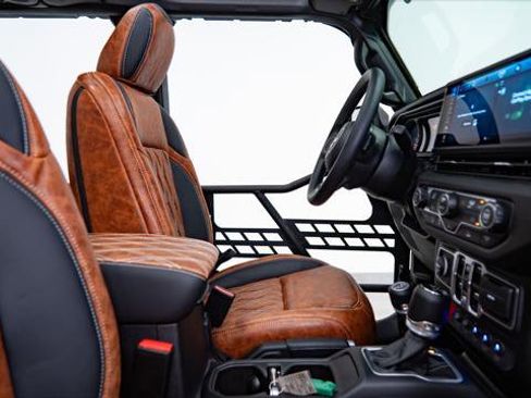 Used 2026 Jeep Wrangler Unlimited Sport image 19