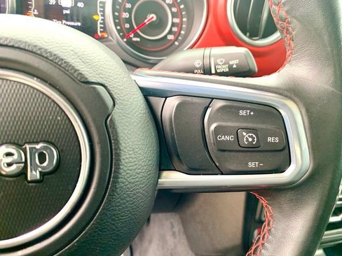 Used 2020 Jeep Gladiator Rubicon AWD/4WD image 30