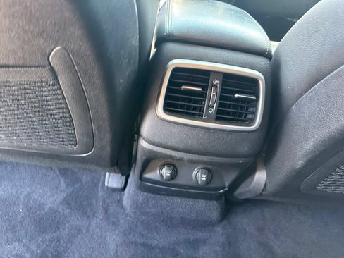 Used 2016 Kia Sorento AWD image 53