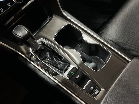 Used 2021 Honda Accord LX image 19