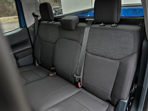 Used 2025 Ford Maverick XL image 15